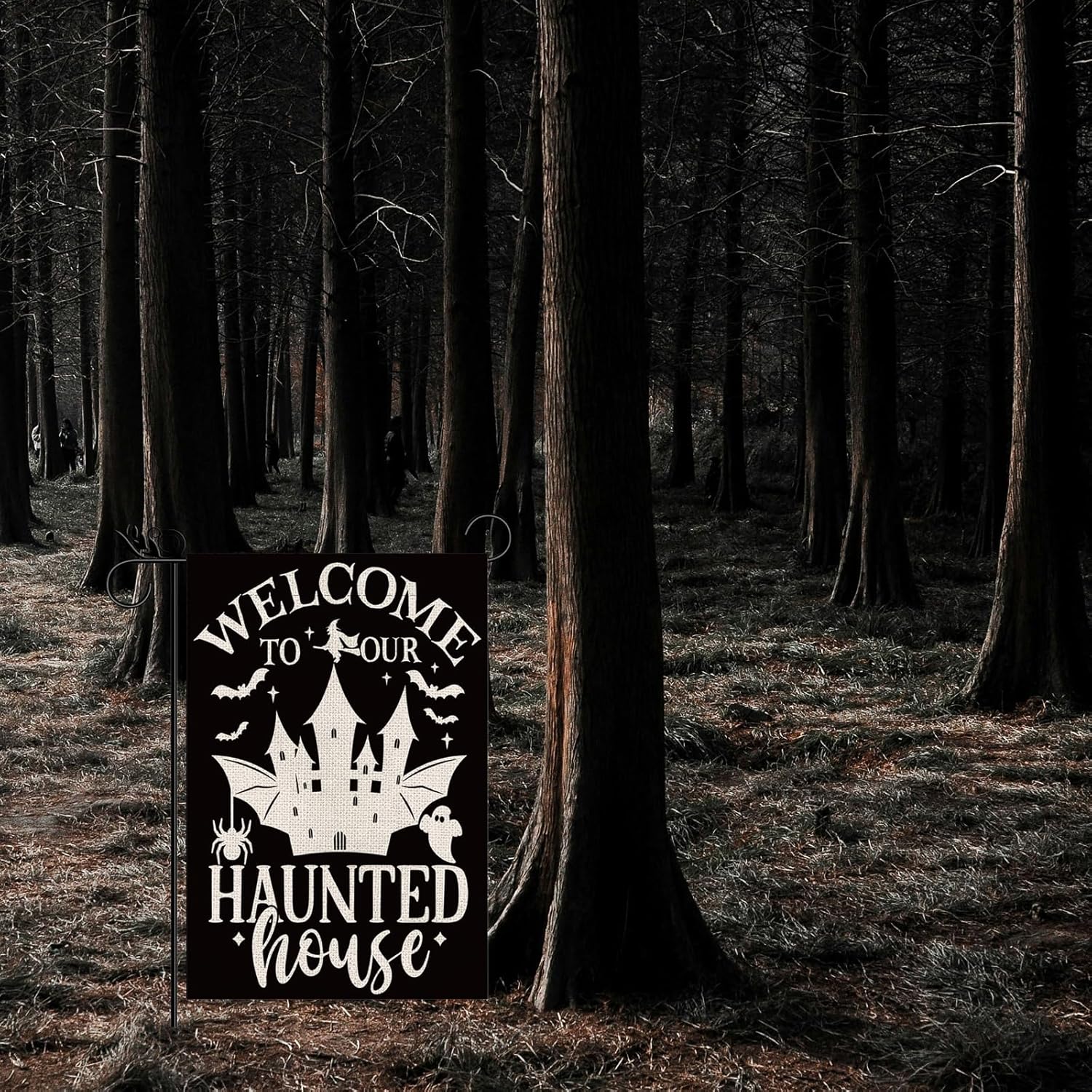Bandera de jardín de Halloween - Outdoor Hunting House reseña y precio